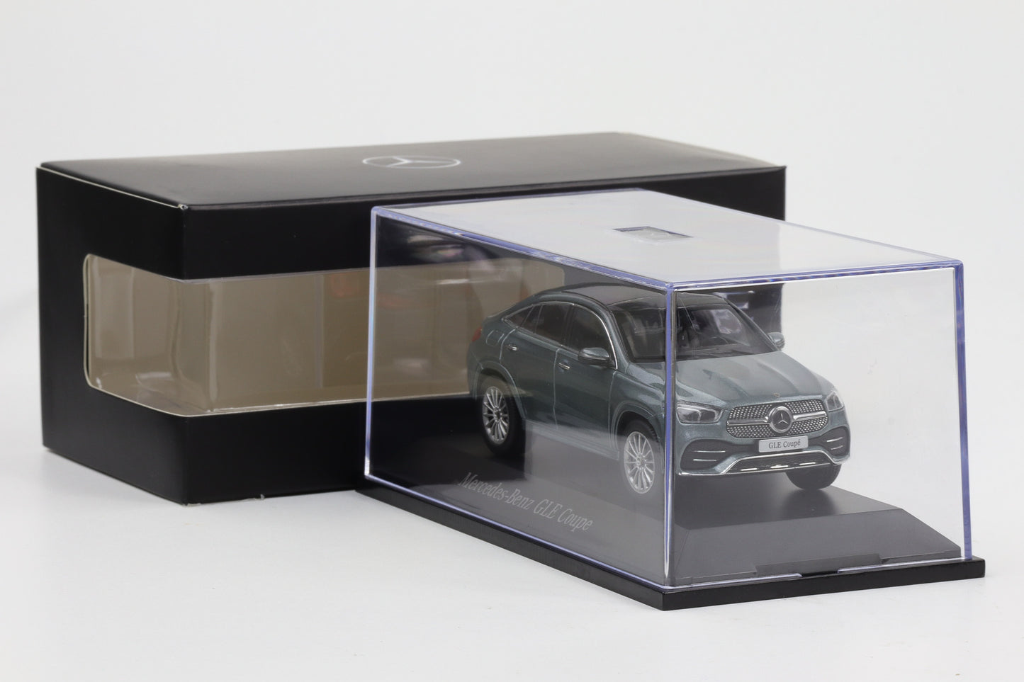 1:43 iScale Mercedes-Benz GLE AMG Line Coupe C167 selenit grey Dealer