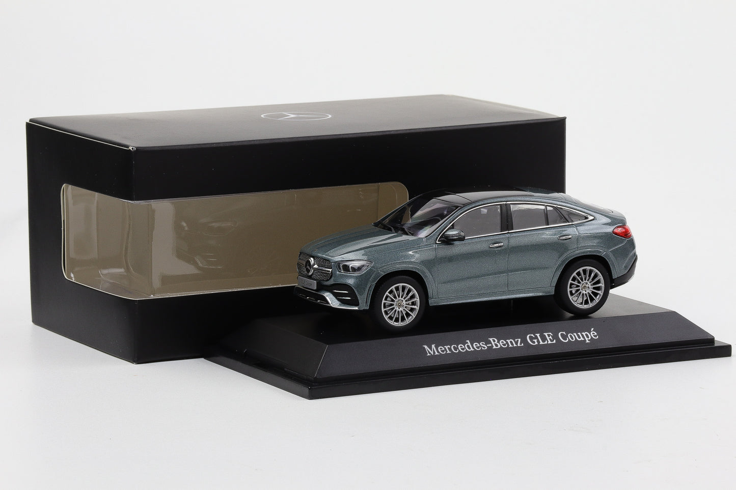 1:43 iScale Mercedes-Benz GLE AMG Line Coupe C167 selenit grey Dealer