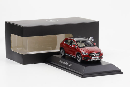 1:43 Spark Mercedes-Benz GLA H247 2020 designo patagonia red bright Dealer