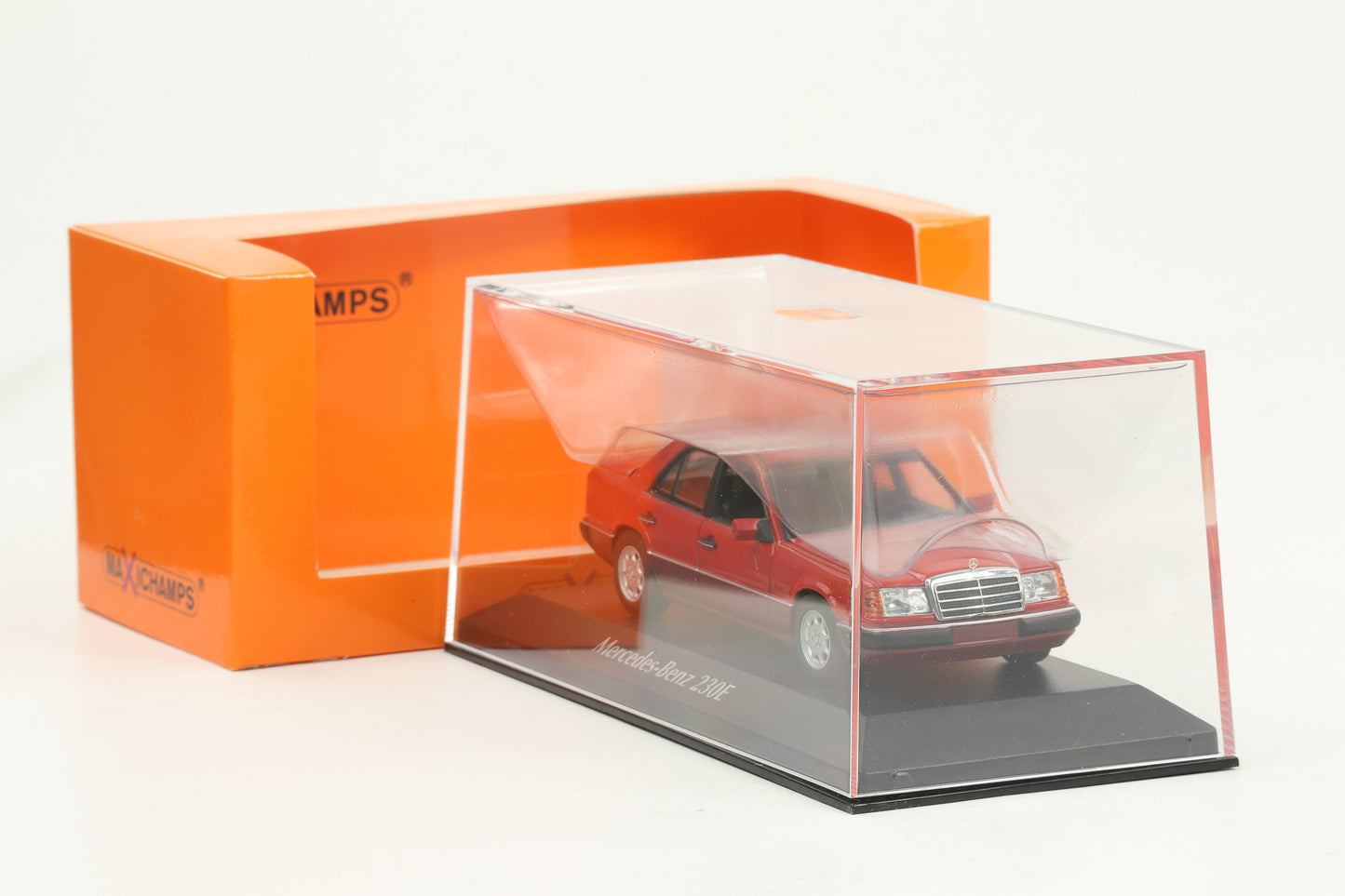 1:43 Minichamps Mercedes-Benz 230 E W124 1991 rot Maxichamps