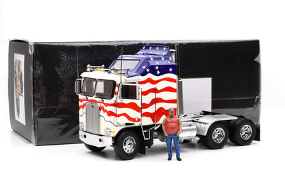 1:18 Kenworth K 100 Aerodyne COE Sattelzugmaschine "Stars & Stripes" 1976 + Figur