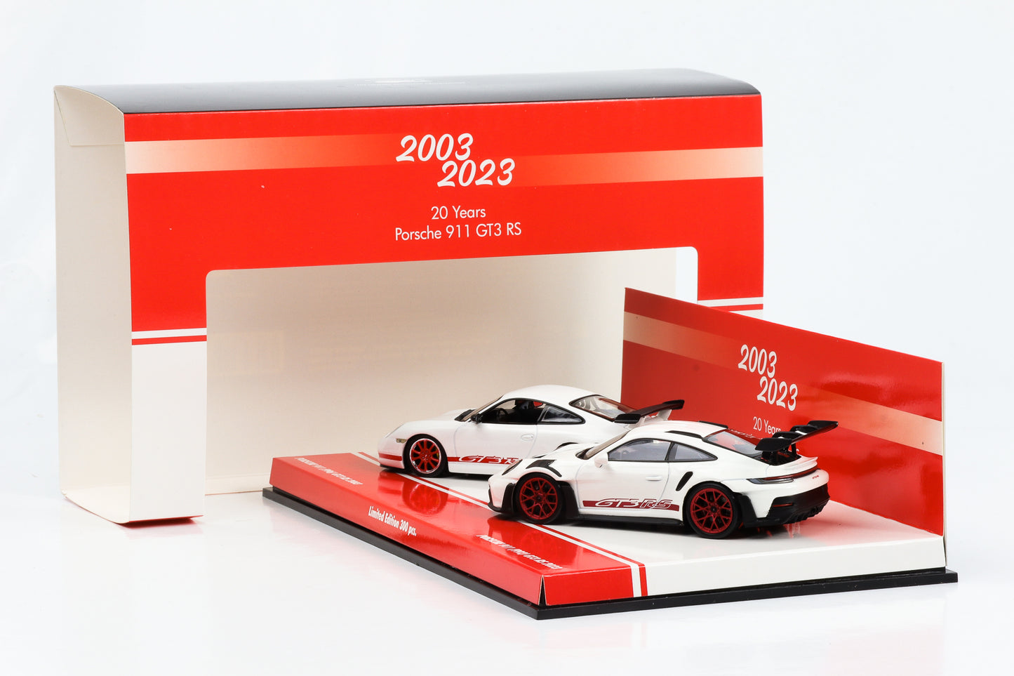 1:43 Coffret 2 voitures 20 ans de Porsche 911 996 GT3 RS 2003 + 911 992 GT3 RS 2023 Minichamps