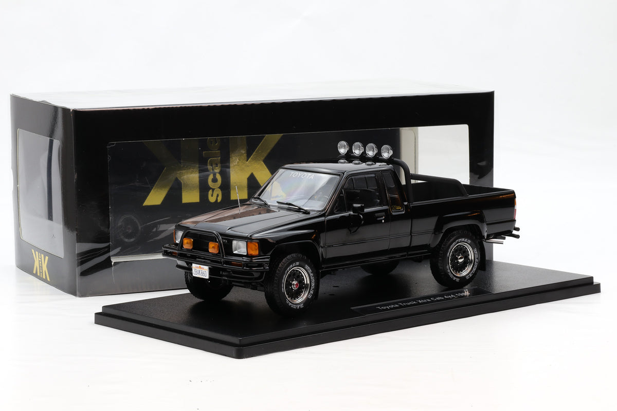 1:18 Toyota Hilux Truck Xtra Cab SR5 Back to future II KK Scale diecast