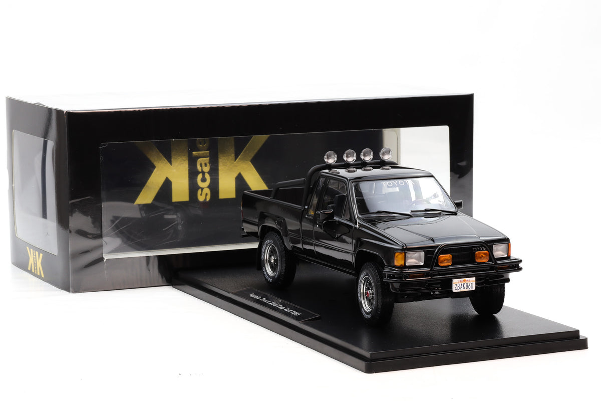 1:18 Toyota Hilux Truck Xtra Cab SR5 Back to future II KK Scale diecast
