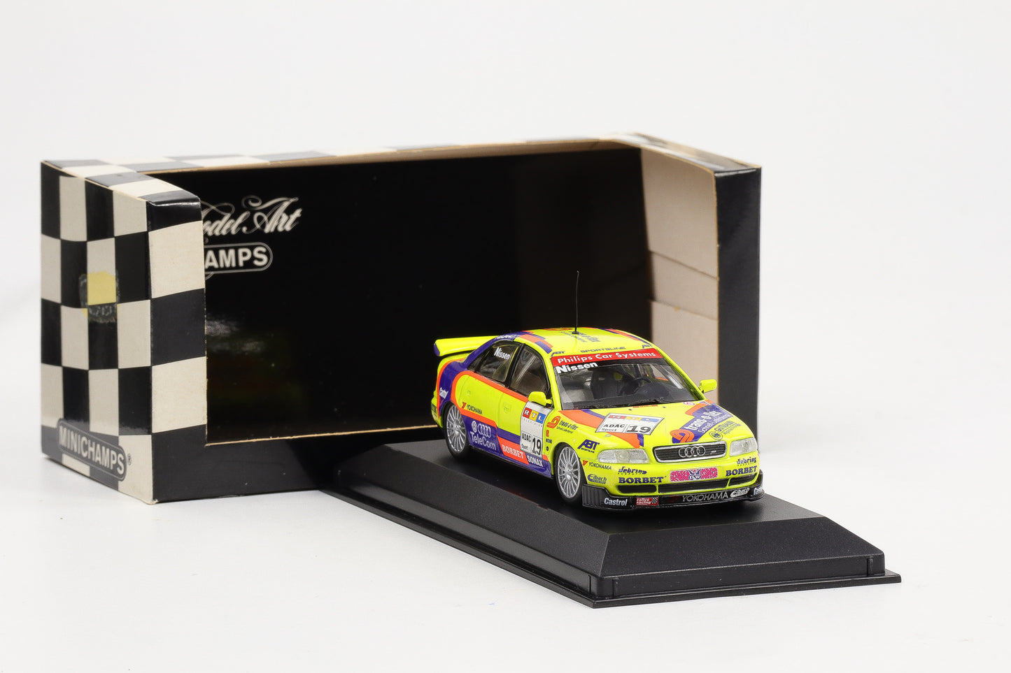 1:43 Minichamps Audi A4 Quattro STW 1997 Abt #19 K. Nissen