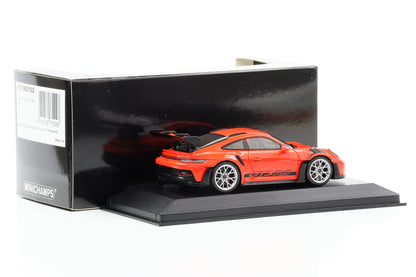 1:43 Porsche 911 992 GT3 RS 2023 rot silberne Felgen Minichamps
