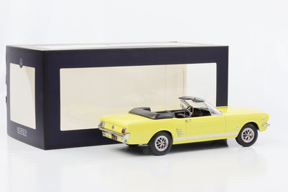 1:18 Ford Mustang 1966 Convertible amarillo Norev limitado 200 piezas