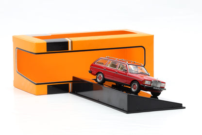 1:43 IXO Mercedes-Benz 200T (S123) Kombi 1982 rot diecast