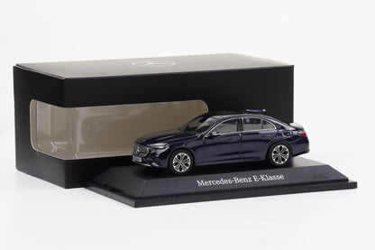 1:43 iScale  Mercedes-Benz E-Klasse W214 nautikblau 2023 B66961117
