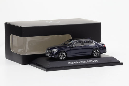 1:43 iScale  Mercedes-Benz E-Klasse W214 nautikblau 2023 B66961117