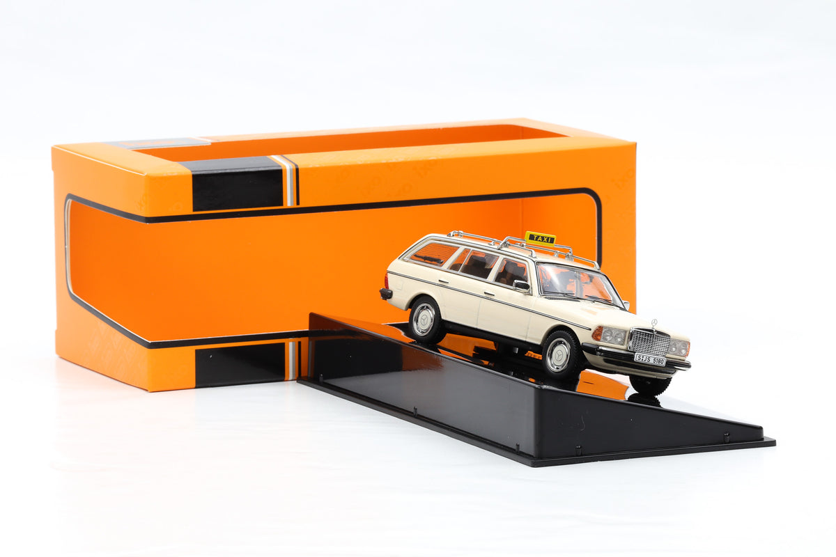 1:43 IXO Mercedes-Benz 200T (S123) Kombi Taxi Baujahr 1982 hellelfenbein