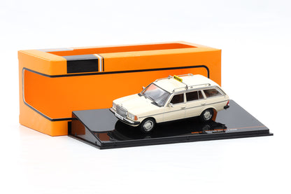 1:43 IXO Mercedes-Benz 200T (S123) Kombi Taxi Baujahr 1982 hellelfenbein