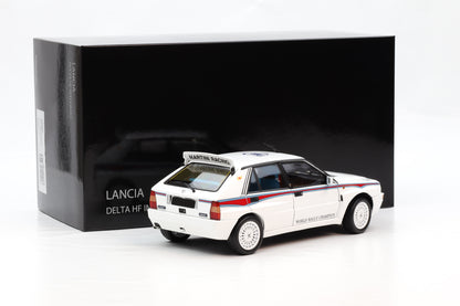 1:18 Kyosho Lancia Delta HF Intergrale 6 weiß full opening 08344E