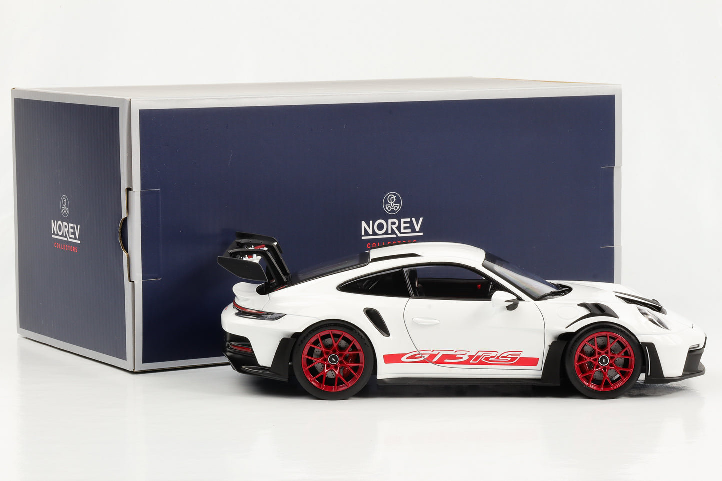 1:18 Porsche 911 992 II GT3 RS 2022 bianco rosso Norev apertura completa