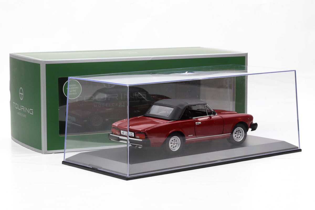 1:18 Fiat 124 Pininfarina Spidereuropa 1982 rot + Vitrine Touring Modelcars