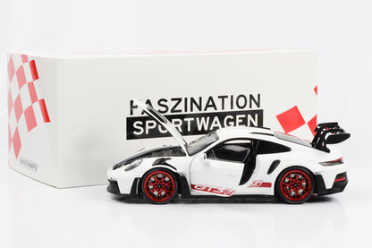1:18 Porsche 911 992 GT3 RS 2022 Cerchi bianchi e decorazioni Minichamps rosse