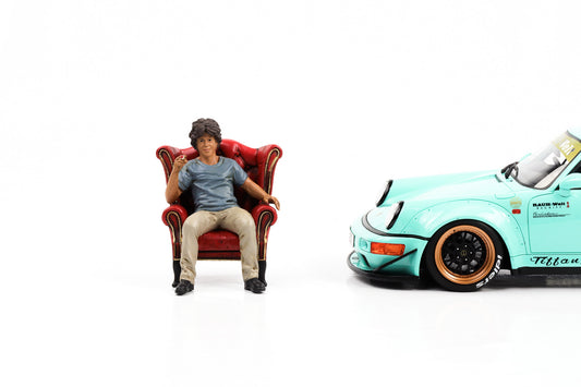 1:18 American Diorama Figur RWB Akira Nakai-san mit Sessel Rauh-Welt Begriff
