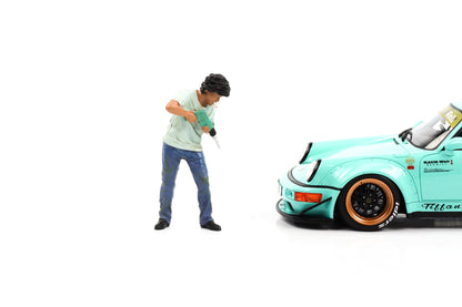1:18 American Diorama Figur RWB Akira Nakai-san mit Bohrer Rauh-Welt Begriff