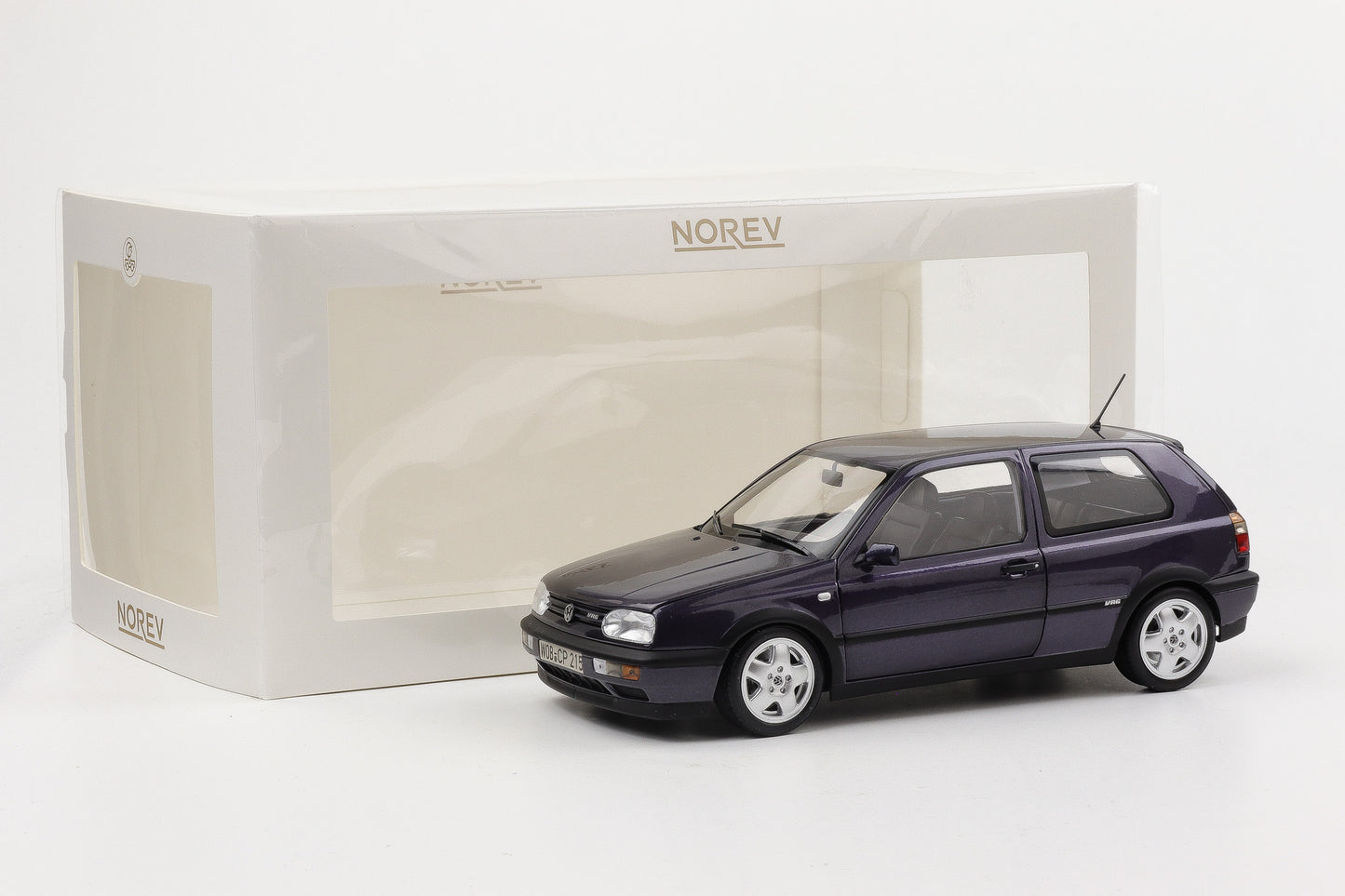 1:18 Norev Volkswagen Golf III 3 VR6 VW Rabbit VR6 1996 purple full opening