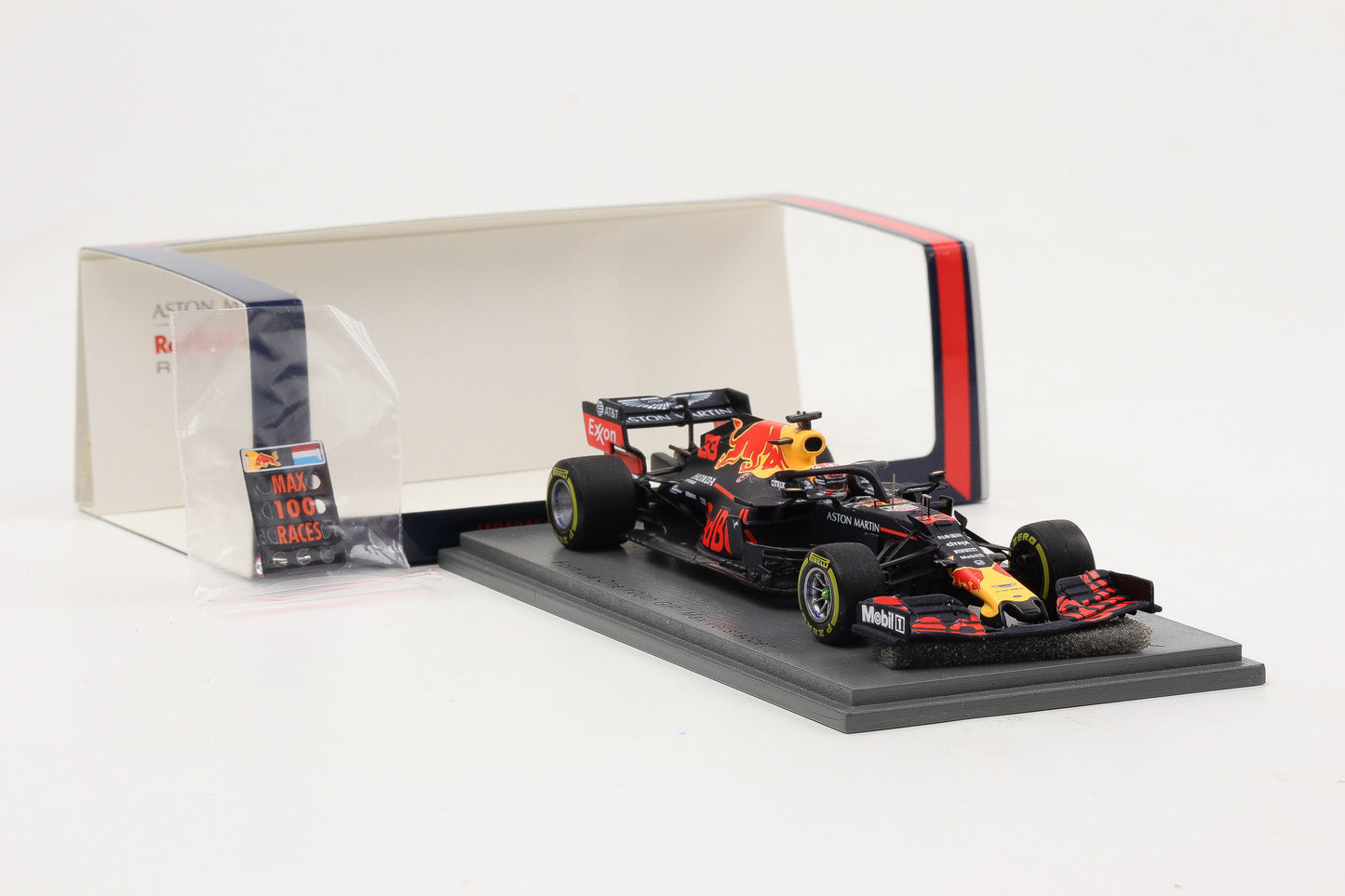 1:43 Spark Aston Martin F1 Red Bull RB15 3rd USA GP 2019 Verstappen S6049