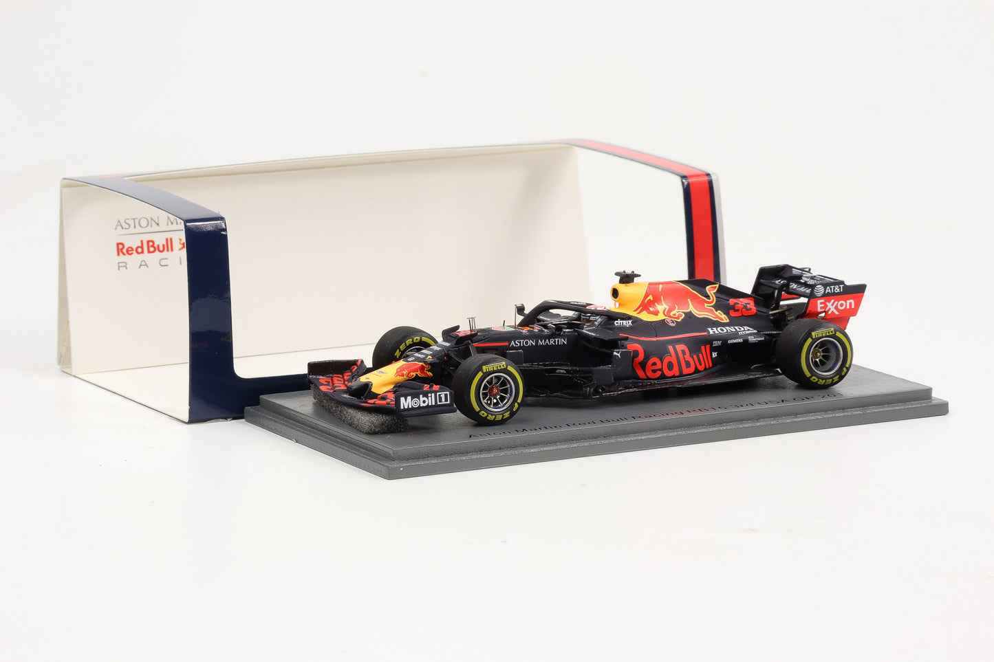 1:43 Spark Aston Martin F1 Red Bull RB15 3rd USA GP 2019 Verstappen S6049