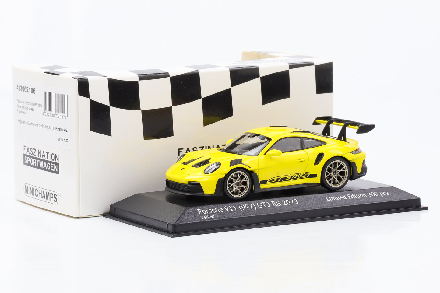 1:43 Porsche 911 992 GT3 RS 2023 gelb, goldene Felgen, schwarzes Decor Minichamps