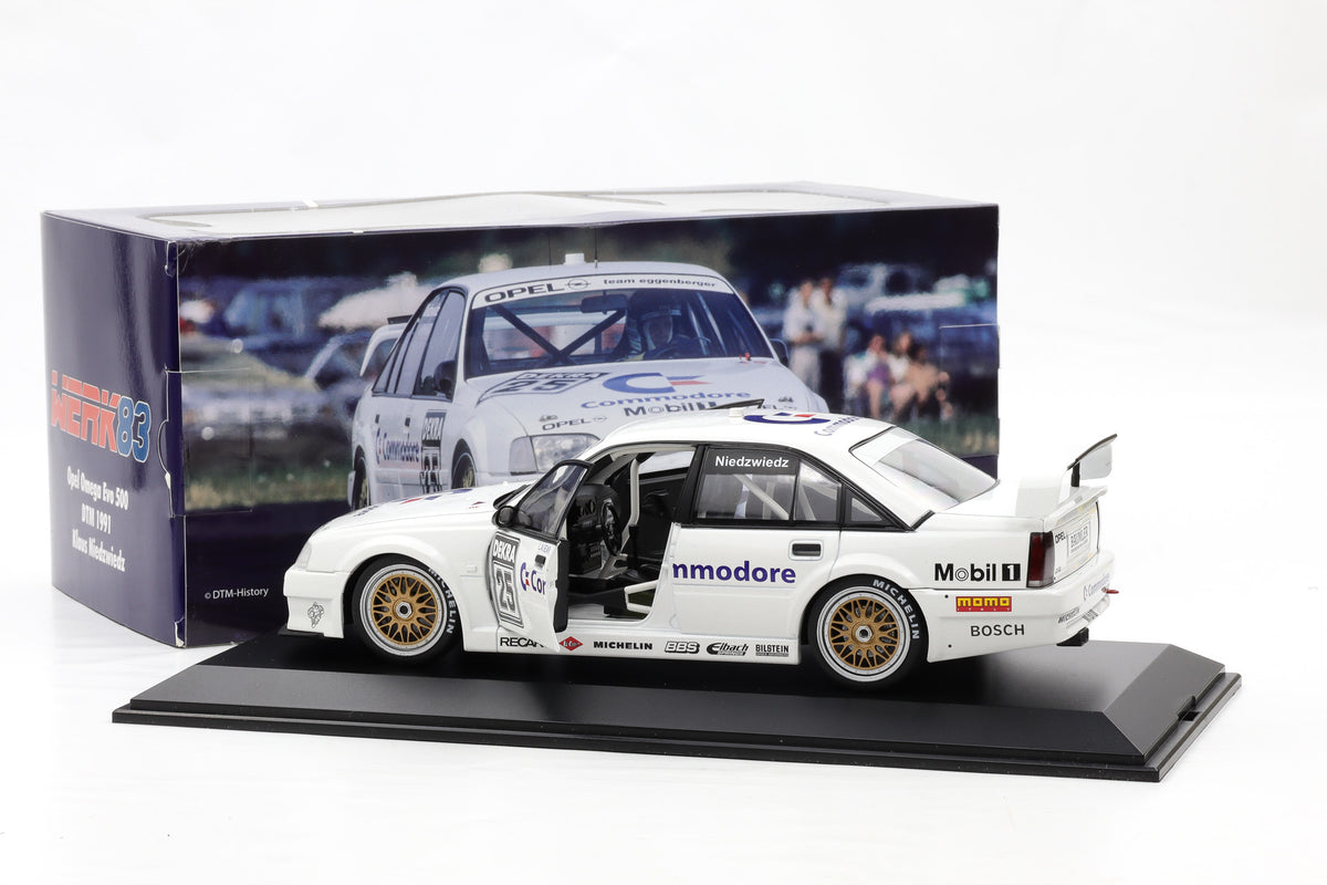 1:18 Opel Omega EVO 500 #25 DTM 1991 Niedzwiedz Werk83 + Vitrine
