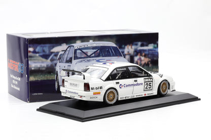 1:18 Opel Omega EVO 500 #25 DTM 1991 Niedzwiedz Werk83 + Vitrine