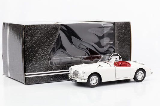 1:18 MGA MKII A 1600 Open Cabrio LHD 1961 weiss Triple 9 diecast