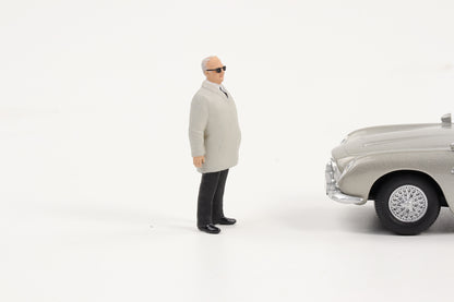 1:43 Cartrix Figur Enzo Ferrari für Modellauto Diorama Figuren 4 cm