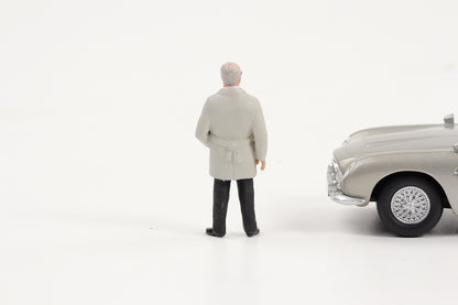 1:43 Cartrix Figur Enzo Ferrari für Modellauto Diorama Figuren 4 cm