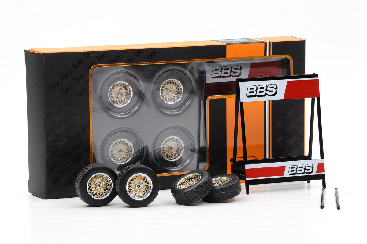 1:18 IXO 4 Felgen Radsatz BBS Set / Felge 20 mm silber gold / ca 32 mm mit Reifen (Kopie)