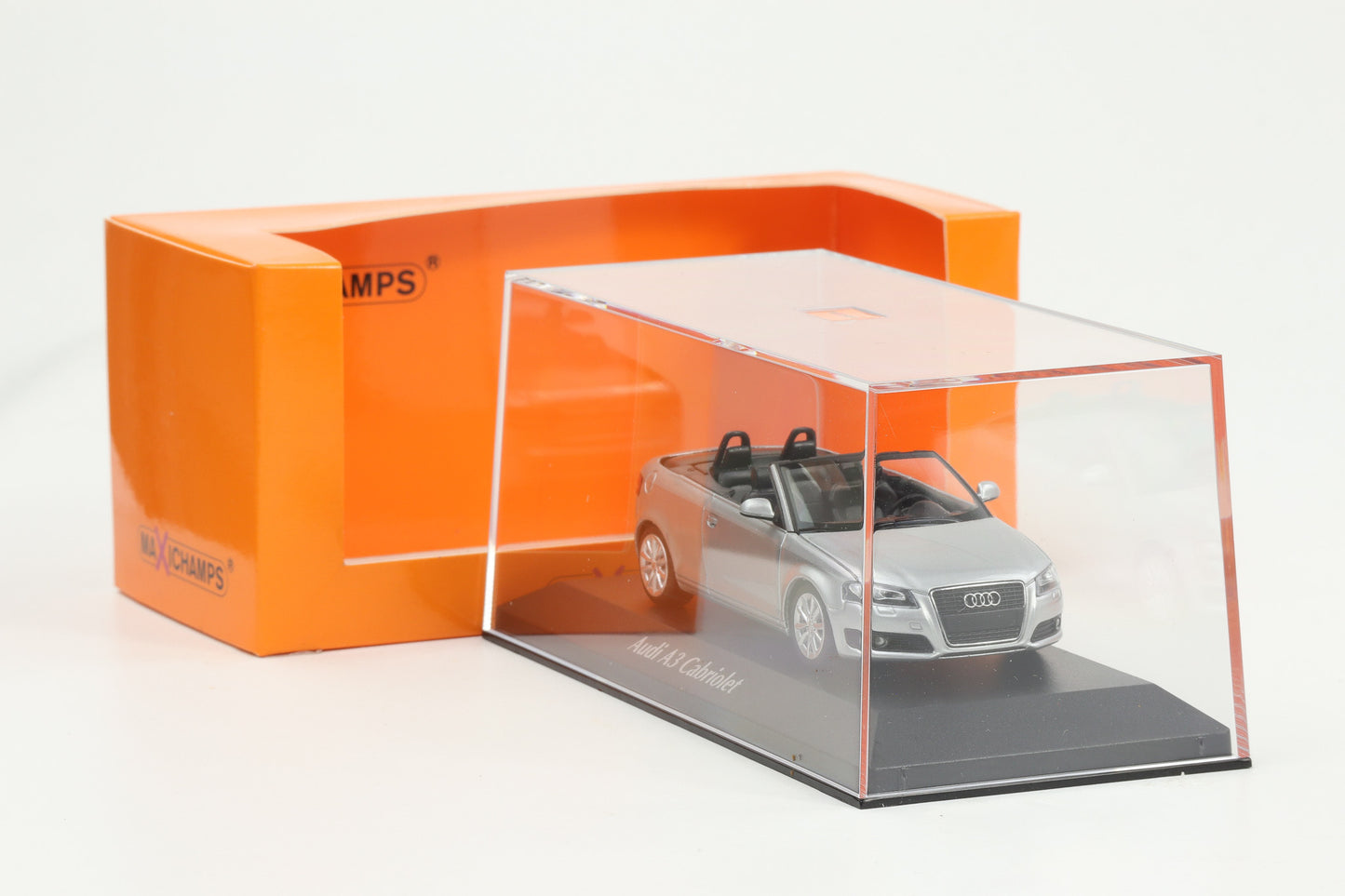 1:43 Minichamps Audi A3 Cabriolet 2007 silber metallic Maxichamps