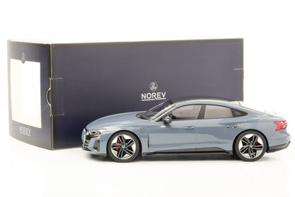 1:18 Audi RS e-tron GT 2021 gris metálico Norev limitado 200 piezas