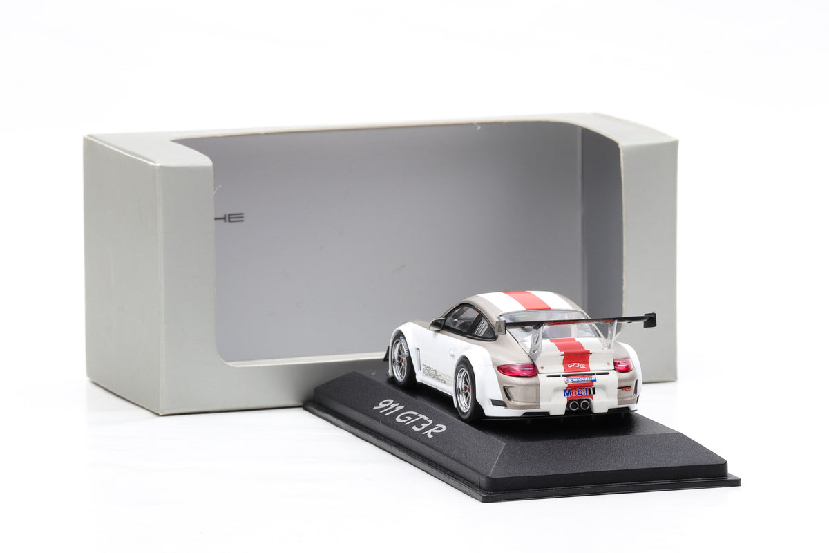 1:43 Porsche 911 997 GT3 R Intelligent Performance Minichamps Dealer WAP