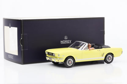 1:18 Ford Mustang 1965 Convertible gelb mit Fahrer Figur Norev 182811
