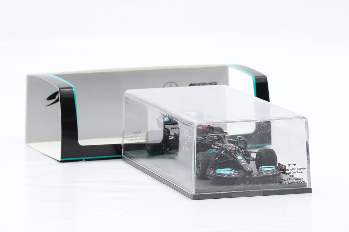 1:43 Mercedes-AMG Petronas F1 #44 W12 Hamilton Winner Russia GP 2021 Spark
