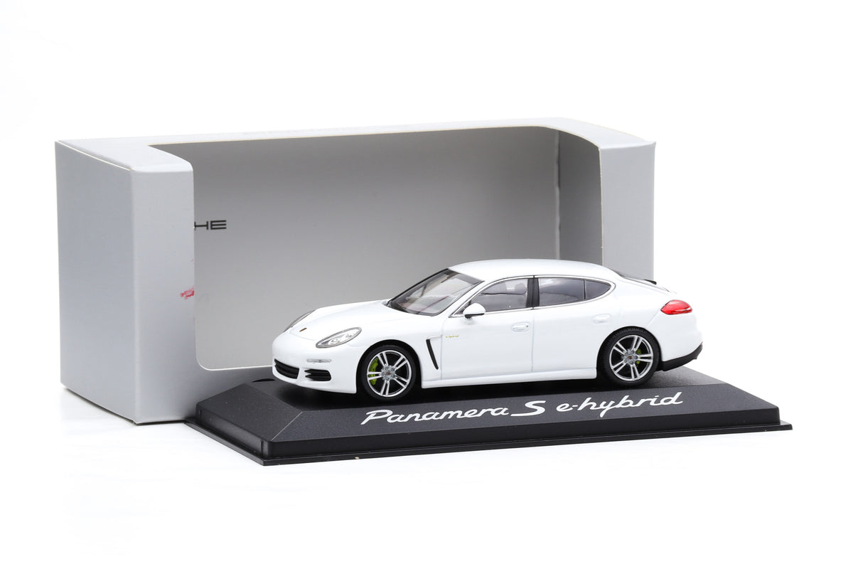 1:43 Minichamps Porsche Panamera S e-hybrid 2013 weiss WAP Dealer