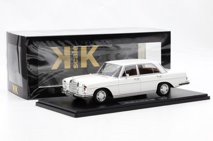 1:18 Mercedes-Benz 300 SEL 6.3 W109 1967-1972 weiß KK-Scale + Vitrine