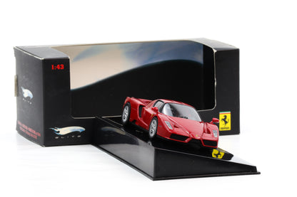 1:43 Hot Wheels Elite Ferrari "Enzo Ferrari" rot P9935