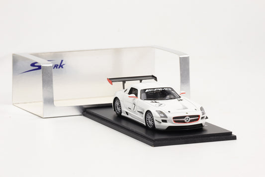 1:43 Spark Mercedes-Benz SLS AMG GT3 2010 weiß S1024