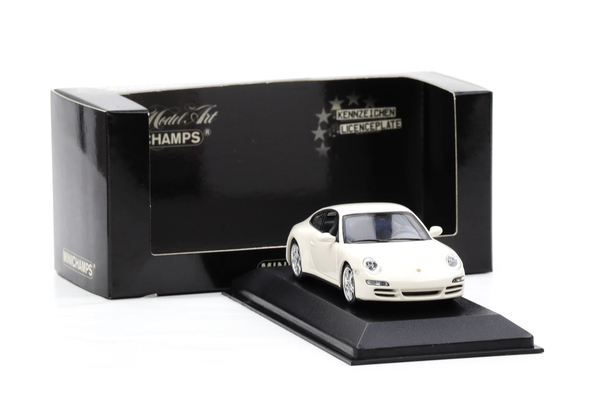 1:43 Minichamps Porsche 911 997 Carrera 4S Coupe white 2005