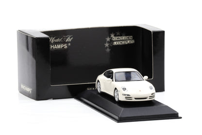 1:43 Minichamps Porsche 911 997 Carrera 4S Coupe white 2005