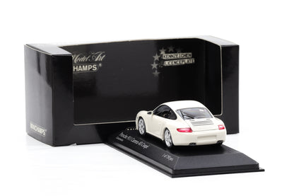1:43 Minichamps Porsche 911 997 Carrera 4S Coupe white 2005