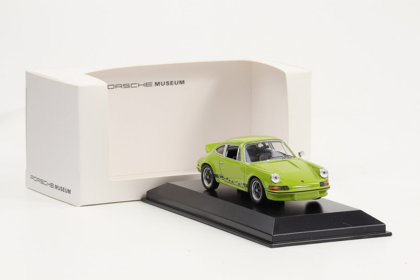 1:43 Porsche 911 Carrera RS 2.7 1973 hellgrün diecast Museum MAP
