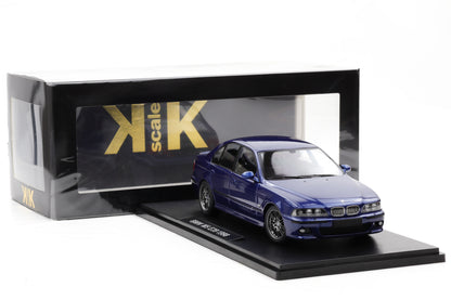 1:18 BMW M5 E39 Saloon 1998 blau metallic KK-Scale diecast + Vitrine
