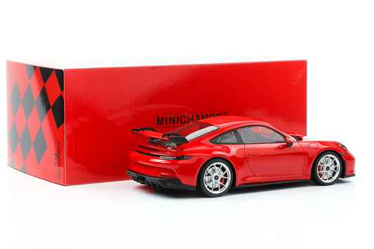 1:18 Porsche 911 992 GT3 Street indischrot 2021 Minichamps 111 pcs