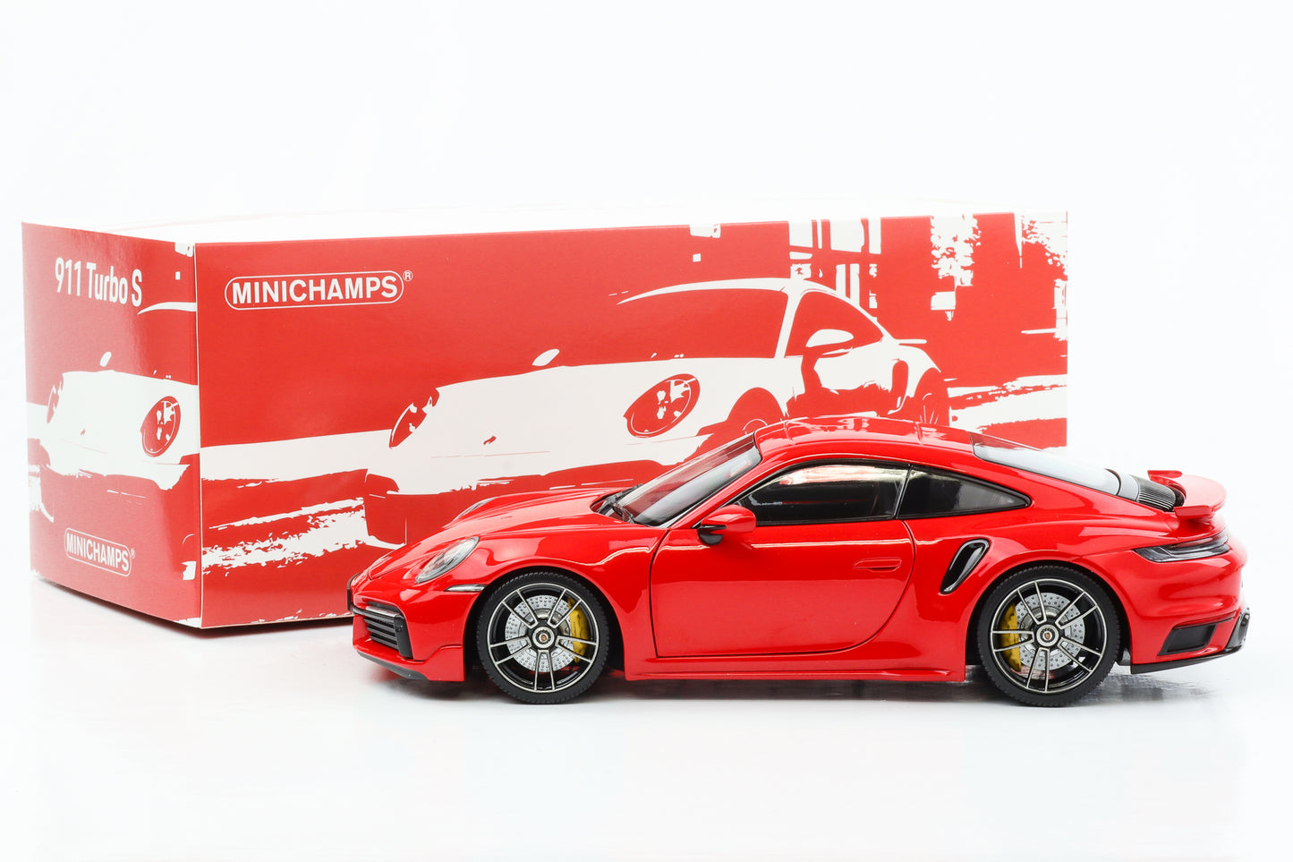 1:18 Porsche 911 992 Turbo S Coupe Sport Design 2021 vermelho indiano Minichamps