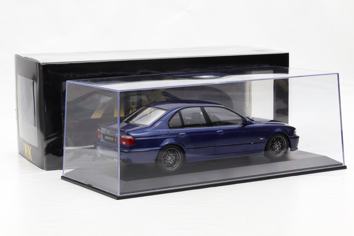 1:18 BMW M5 E39 Saloon 1998 blau metallic KK-Scale diecast + Vitrine