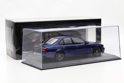 1:18 BMW M5 E39 Saloon 1998 blau metallic KK-Scale diecast + Vitrine